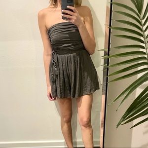 NWT fab’rik Landrie Ruched Detail Romper Small